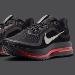 Nike Pegasus Premium - Black/Bright Crimson (US M9)